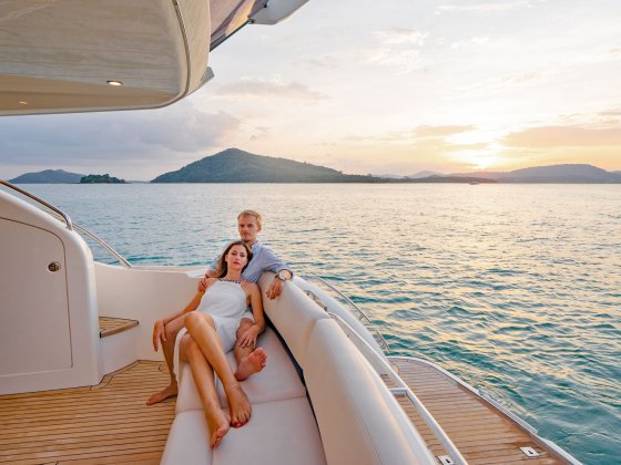 motoryacht kroatien paar